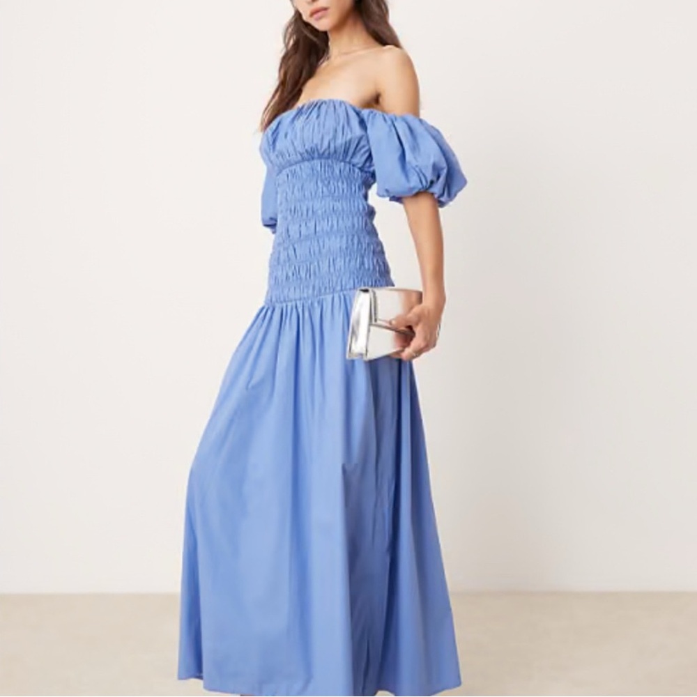 NWT Abercrombie Off the Shoulder Smocked Low Waist Maxi Dress in Blue Tile Print